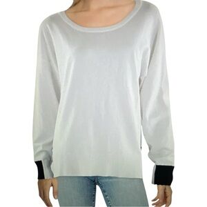 Metric Knits NWT Women's White and Black Crew Neck Sweater
